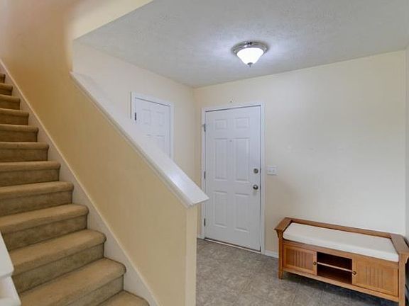 5th image of 2871 Ohunter Ave