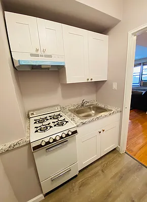 Sold by Ben Bay Realty Co. of Bay Ridge | media 9