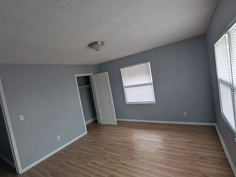3413 N Capitol Ave #3414 — Photo 10