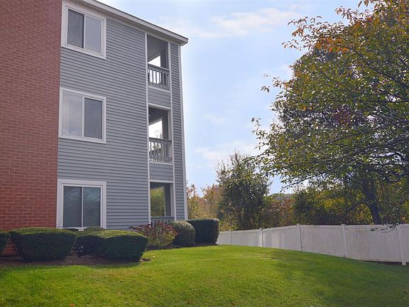 3rd image of 1800 Douglas Ave APT 229