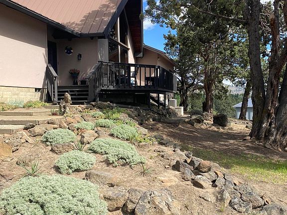 2nd image of 3213 Country Ln