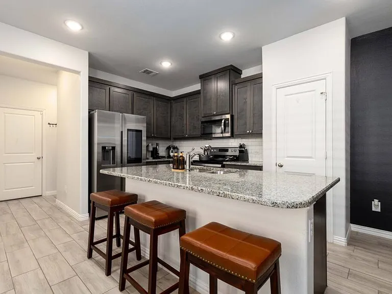 Farsight Dr — Photo 11