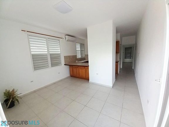 2nd image of 466 Sector Cortes #2