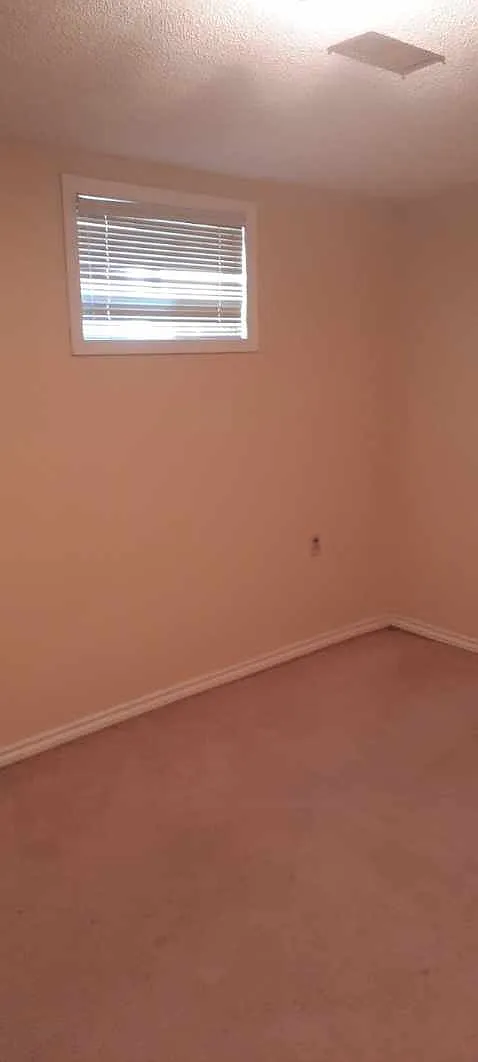 Carlanne Pl, Mississauga — Photo 1