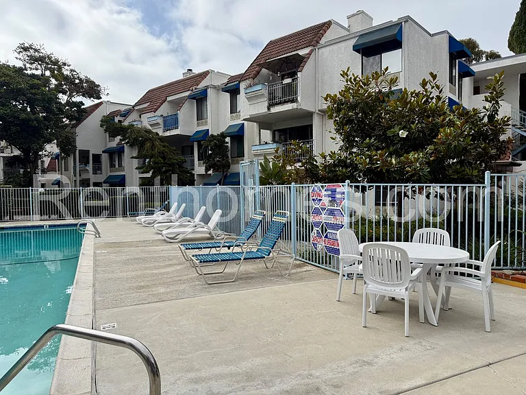 8320 Regents Rd #1H — Photo 24
