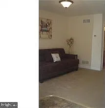 2 bed, 1.5 bath, 900 sqft, $1,450 — Photo 3
