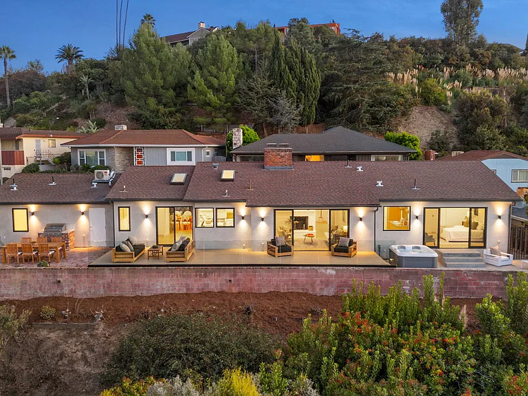 4301 Don Arellanes Dr — Photo 38