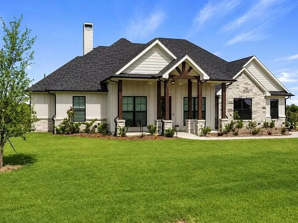 4761 Sarah Dr, Caddo Mills, TX 75135