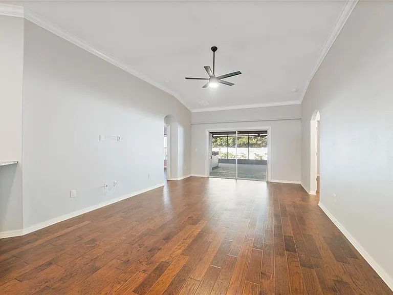 18035 Arbor Crest Dr — Photo 14