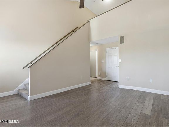 4th image of 42 Richmond Court