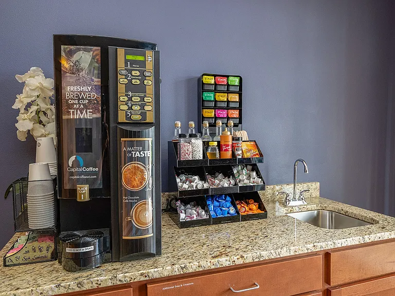 Internet Cafe Coffee Bar