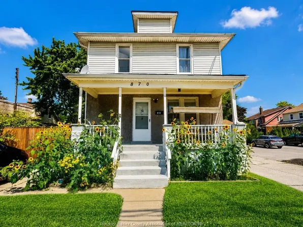 870 Shepherd St E, Windsor, ON N8X 2L2