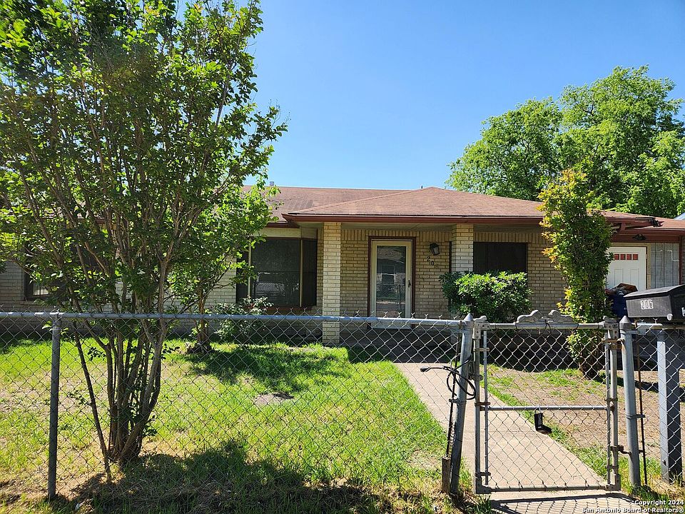1st image of 206 SAN CARLOS ST