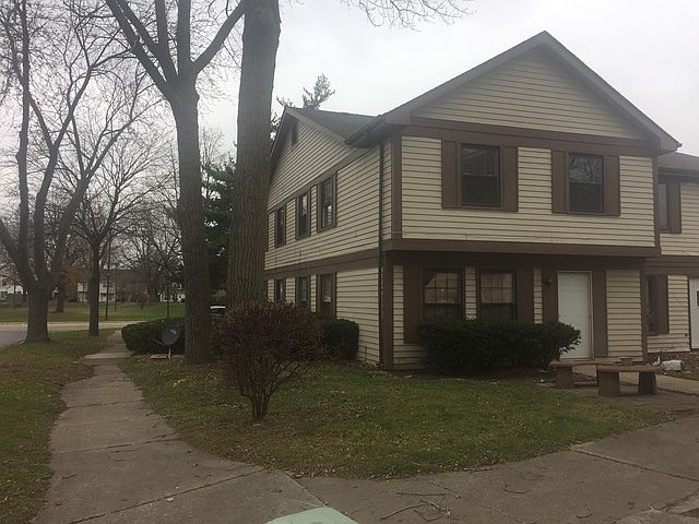 1st image of 22 Fernwood Dr #22B