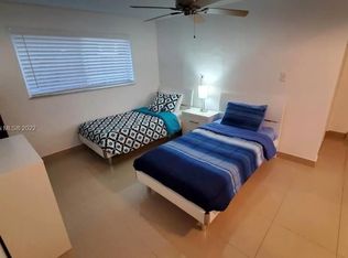 301 SW 7th Ct #301, Hallandale, FL 33009