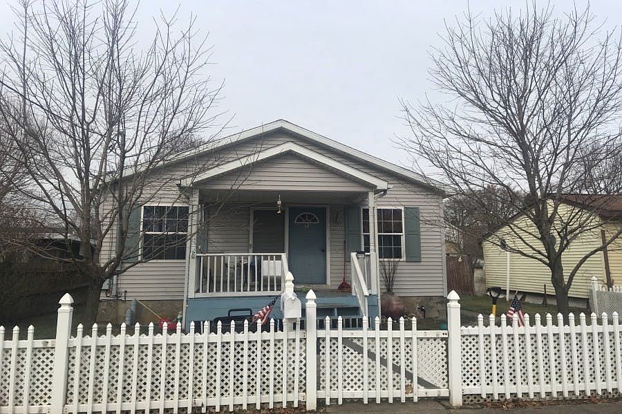 209 St, Moosic, PA 18507 Zillow