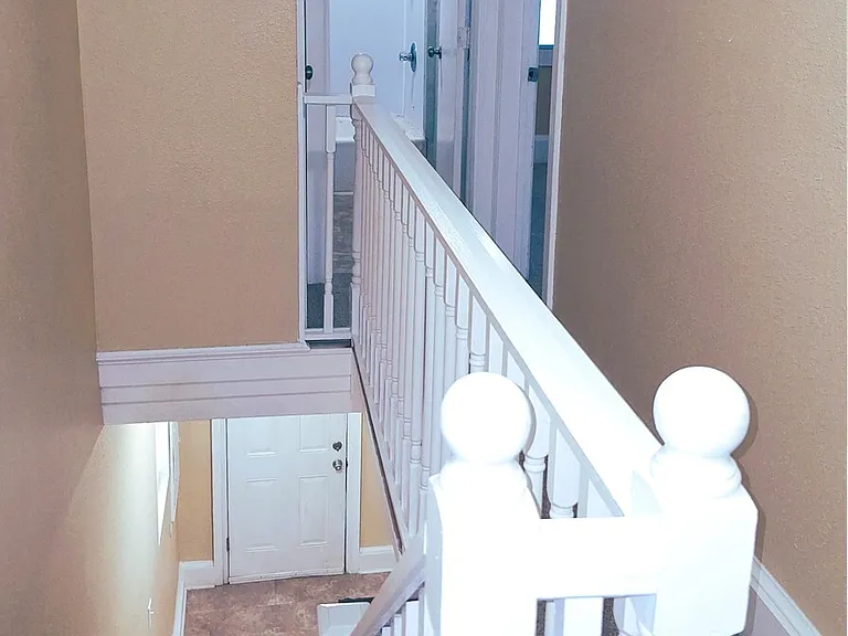 424 Middlesex St — Photo 19