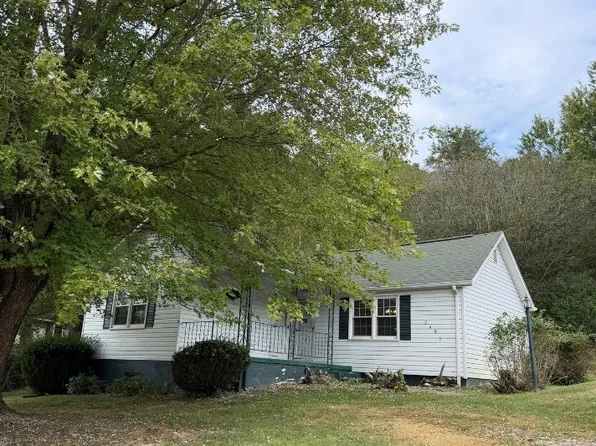 2481 Ellett Rd, Christiansburg, VA 24073