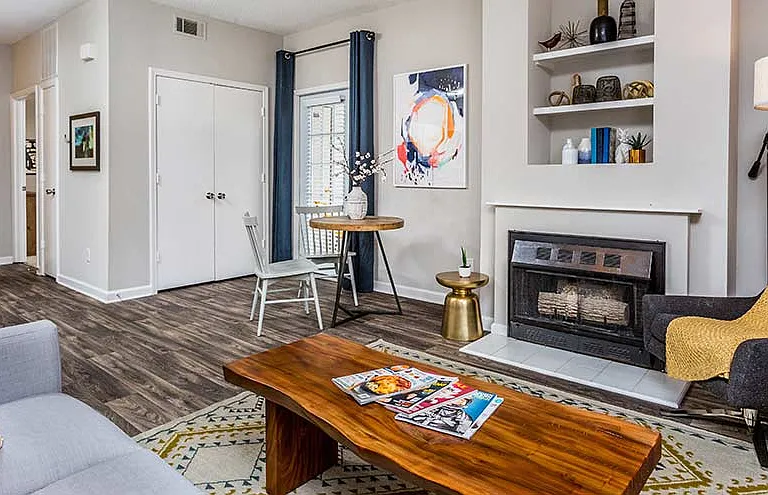 The Gregory North and South Apartment Homes — Photo 43