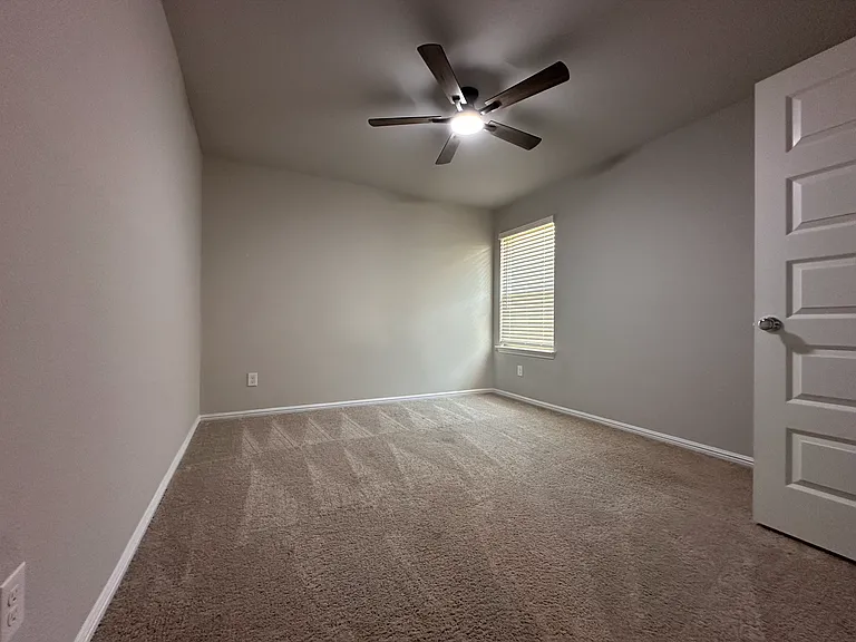 2516 Rambling Rd — Photo 18