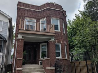2053 W Belle Plaine Ave #2, Chicago, IL 60618