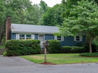 27 Walnut Dr, Southborough, MA 01745
