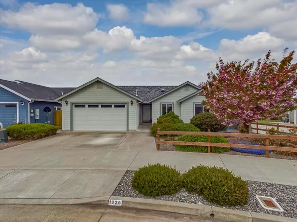 1926 Sagewood Way, McKinleyville, CA 95519