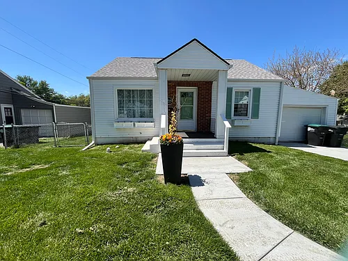 3616 N 61st St Photo 1