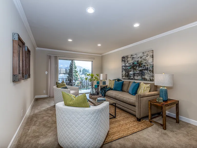 Quail Hill Apartments — Photo 41