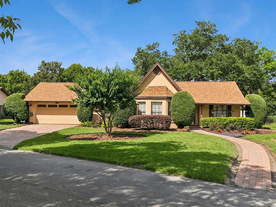 1st image of 614 CYPRESS COURT