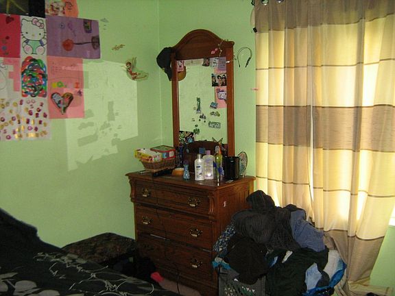 5th image of 13319 Cedar Cir E