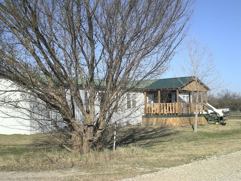 1st image of 202 E McFarlane St