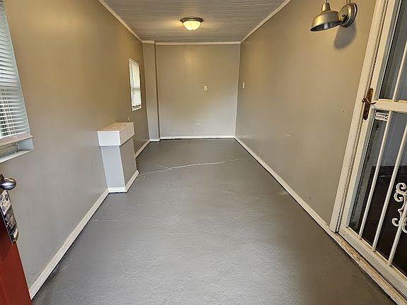 Front enclosure/Mud Room