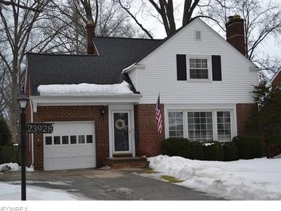 23928 Russell Rd, Bay Village, OH, 44140