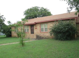 1009 W 9th St, Cisco, TX 76437