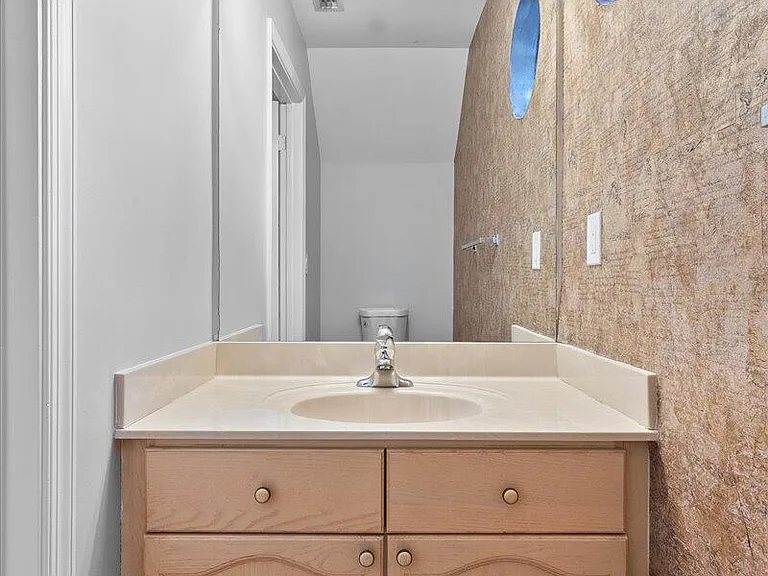 1714 Shoreside Cir — Photo 14