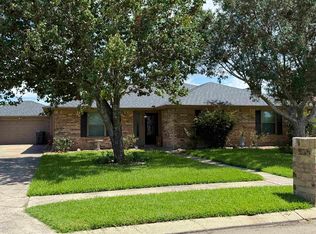 306 Nugent Dr, Port Neches, TX 77651