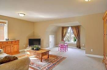 2nd image of 27426 SE 8th Pl