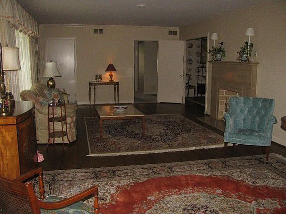 2nd image of 130 East Dr