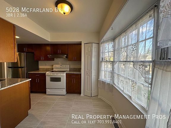 4th image of 5028 McFarland Dr