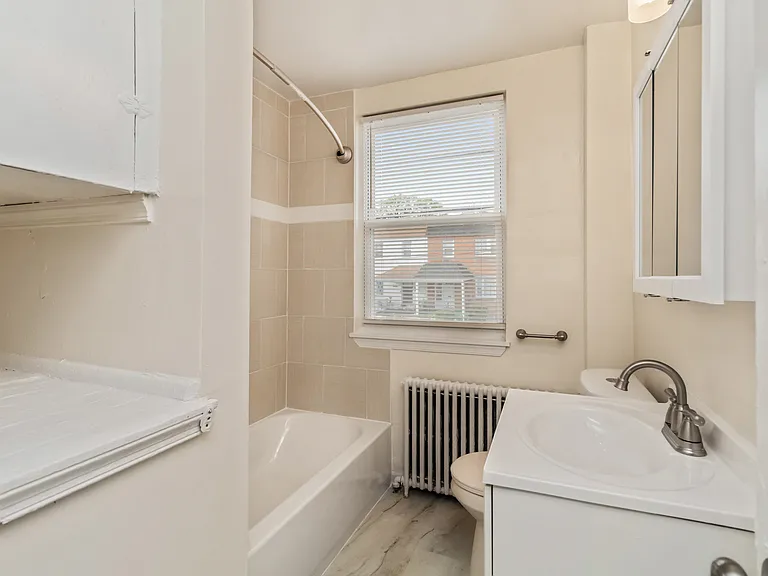 2915 Oakford Ave — Photo 11