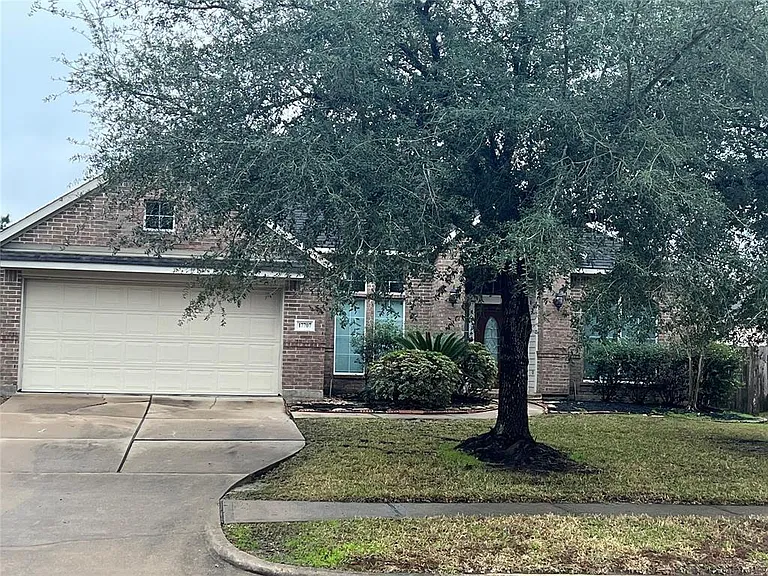 17707 Cypress Laurel St — Photo 1