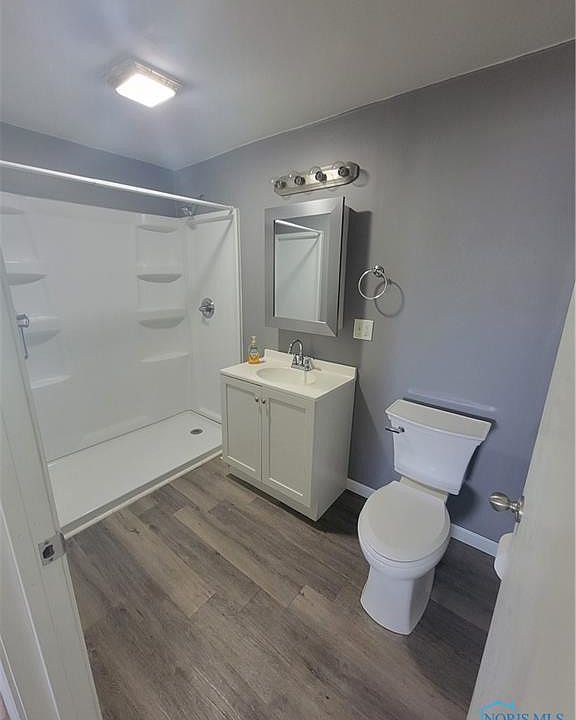 2nd image of 243 High St