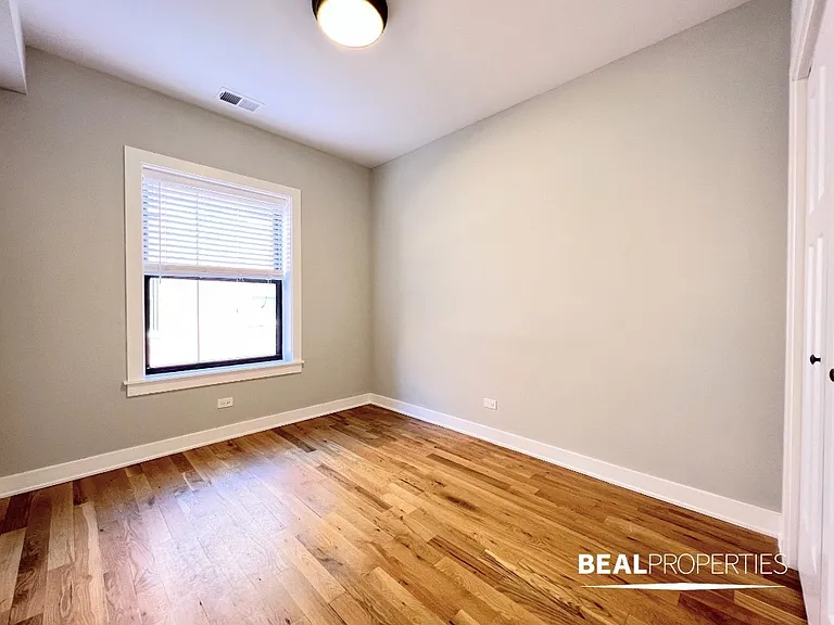 2209 W Eastwood Ave #1N — Photo 5