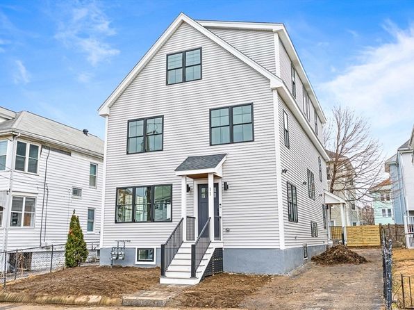 11 Bonner Ave #1, Medford, MA 02155