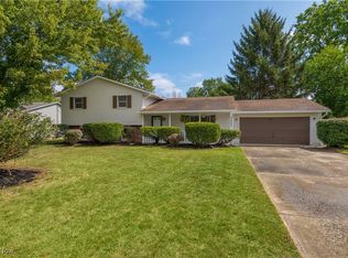 7007 Hidden Valley Dr, Amherst, OH 44001