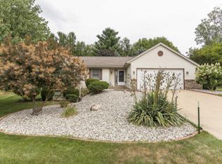 6634 Sunfield Dr SW, Byron Center, MI 49315