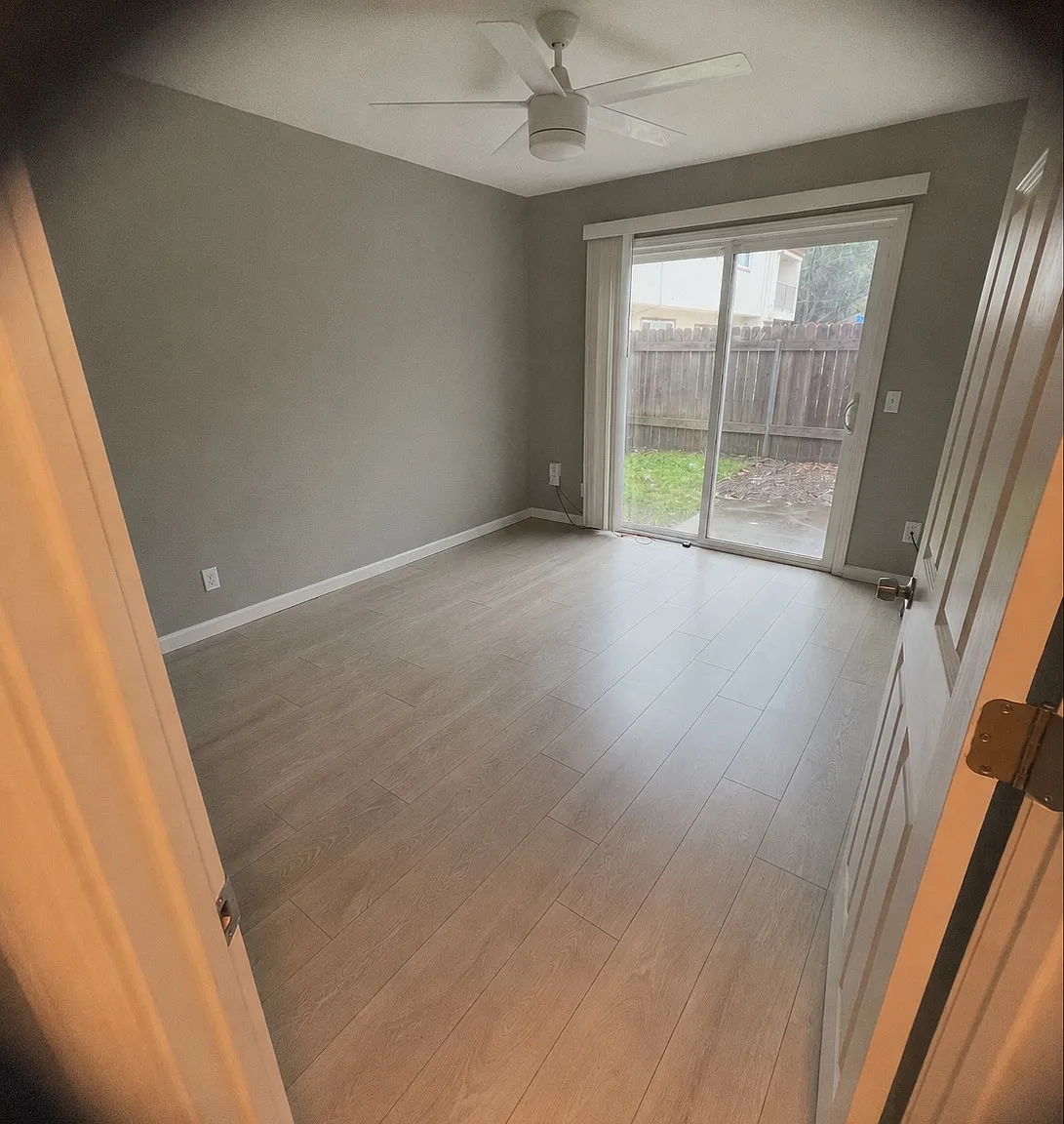 2 bed, 900 sqft, $2,195 — Photo 4