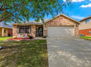 1647 Totem Pole Way, Krum, TX 76249