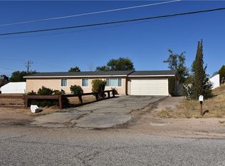 15839 Condor Rd, Victorville, CA 92394